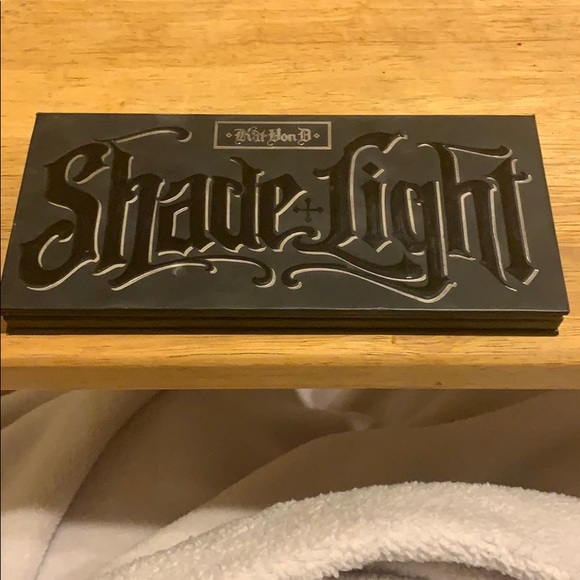 KVD Shade & Light Contour Palette